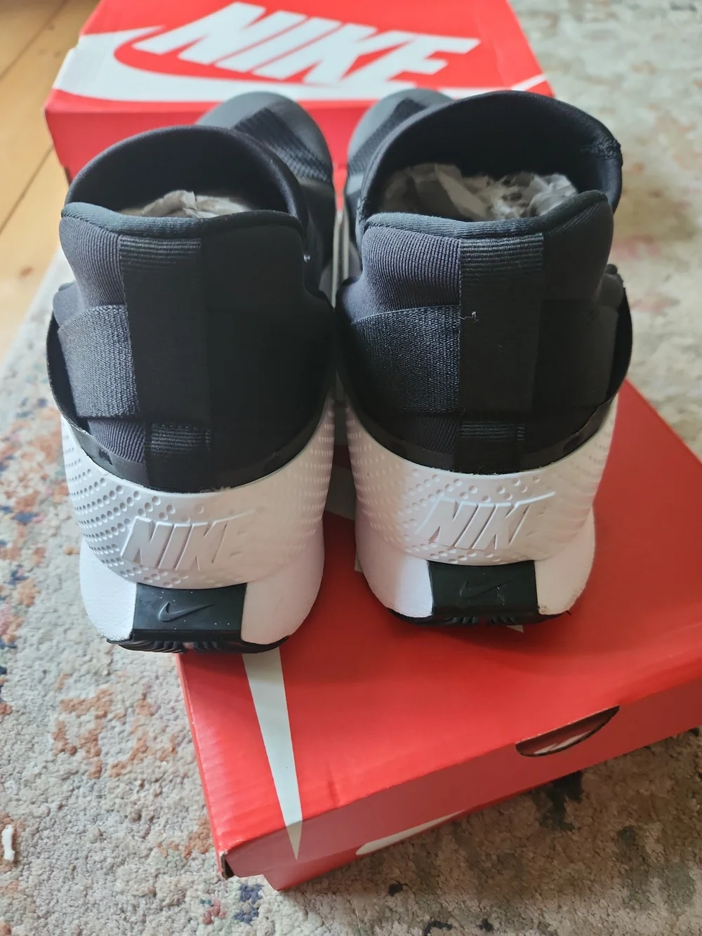 Size 14 - Nike GO FlyEase Black White With Box DR5540 002 Women's 15.5